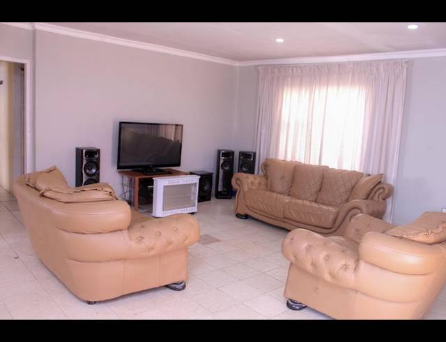 3 BEDROOM HOUSE FOR SALE IN DOBSONVILLE